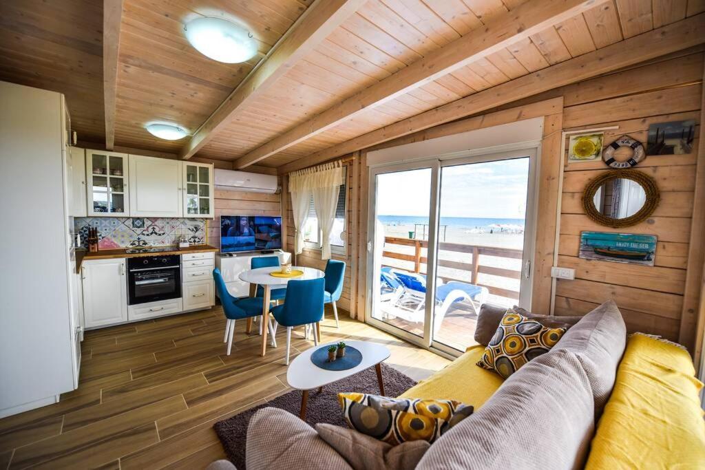 Appartement The Beach House With The Magical Sunsets à Ulcinj Extérieur photo